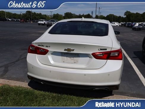 Used 2016 Chevrolet Malibu Premier w/ Driver Confidence Package II FWD image 21