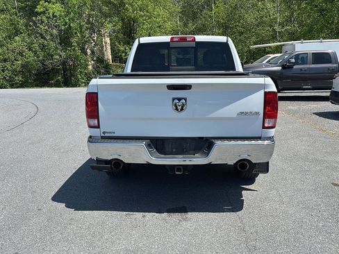 Used 2018 RAM 1500 SLT image 6