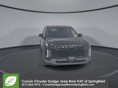 Used 2024 Hyundai Palisade SE image 4