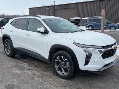 Used 2024 Chevrolet Trax LT w/ Driver Confidence Package