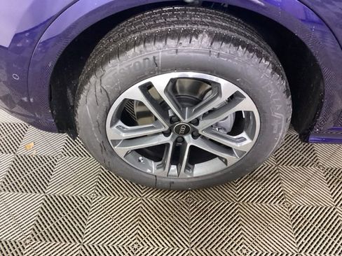New 2025 Audi Q5 Premium Plus image 9