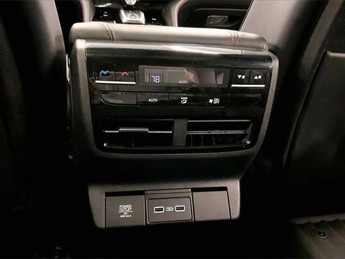 Used 2022 Acura MDX A-Spec image 31