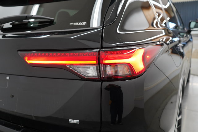 Used 2023 Mitsubishi Outlander SE AWD/4WD image 49
