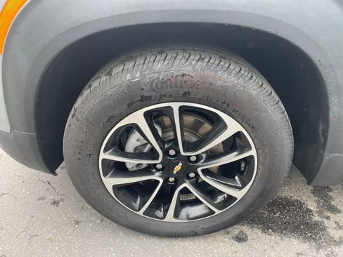 Used 2025 Chevrolet TrailBlazer LT image 28