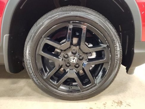 Used 2025 Honda Passport Black Edition image 36