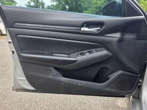 Used 2021 Nissan Altima 2.5 S FWD image 10