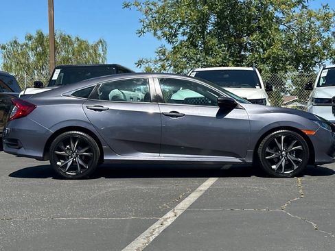 Used 2020 Honda Civic Sport image 9