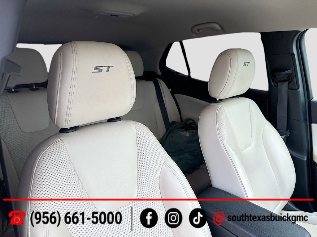 Used 2025 Buick Encore GX Sport Touring FWD image 23