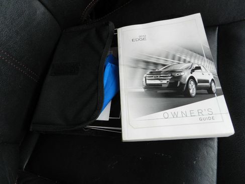 Used 2012 Ford Edge Limited image 13