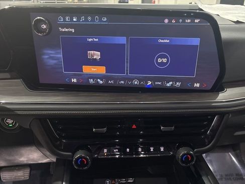 Used 2025 Chevrolet Tahoe Premier image 24