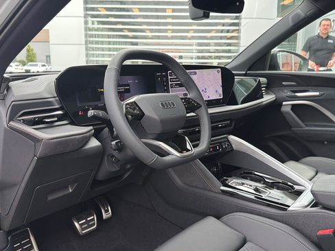 New 2026 Audi SQ5 Premium Plus AWD/4WD image 15
