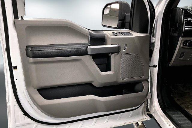 Used 2015 Ford F150 XLT RWD image 17