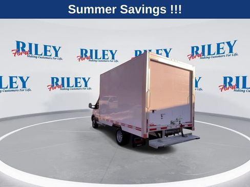 Used 2024 Ford Transit 350 DRW w/ Interior Upgrade Package RWD image 8