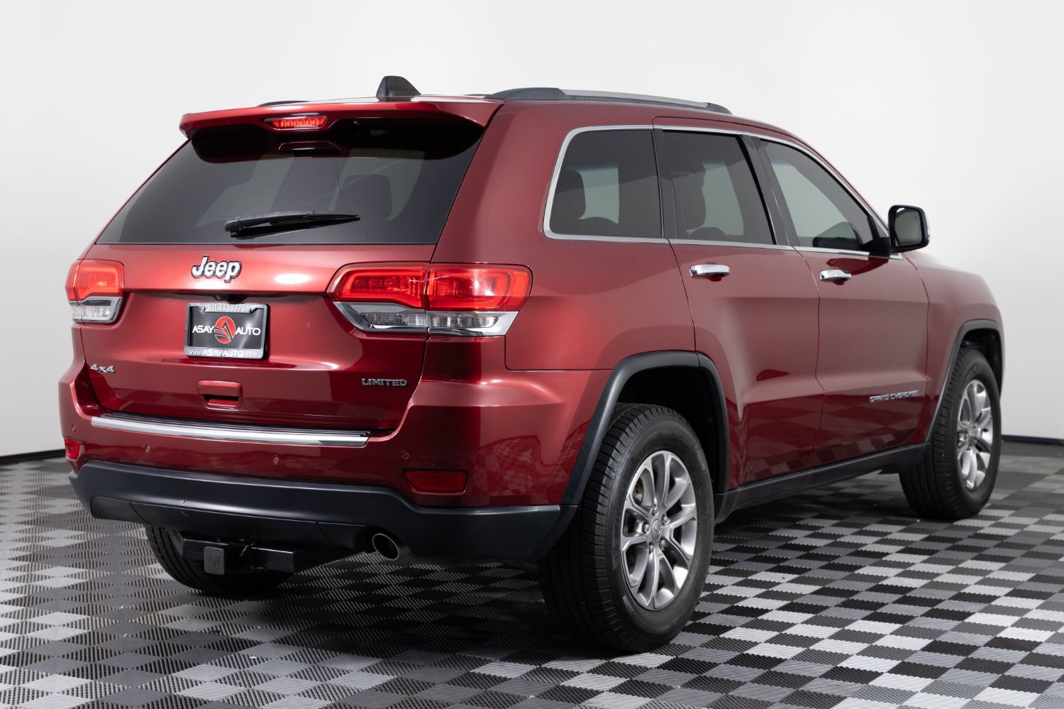 Used 2015 Jeep Grand Cherokee Limited AWD/4WD image 7