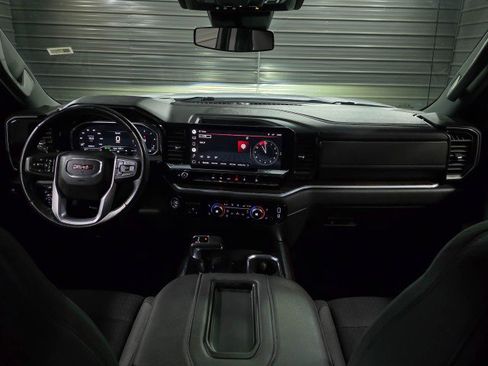 Used 2022 GMC Sierra 1500 Elevation image 15