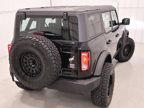 New 2026 Ford Bronco 4-Door AWD/4WD image 32