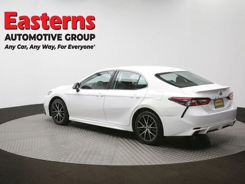 Used 2023 Toyota Camry SE image 63