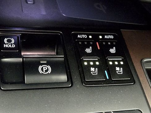 Certified 2022 Lexus RX 350 FWD w/ Premium Package image 28