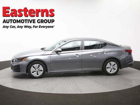 Used 2023 Nissan Altima 2.5 S FWD image 58