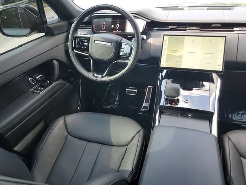 Certified 2025 Land Rover Range Rover Sport Dynamic SE AWD/4WD image 12