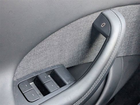 Used 2024 Tesla Model S Plaid image 29