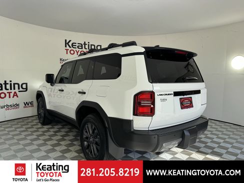 Used 2026 Toyota Land Cruiser w/ Premium Package AWD/4WD image 7