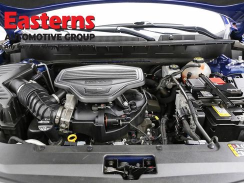 Used 2023 Cadillac XT6 Premium Luxury image 7