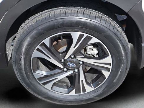 Used 2024 Subaru Crosstrek 2.0i Premium image 12