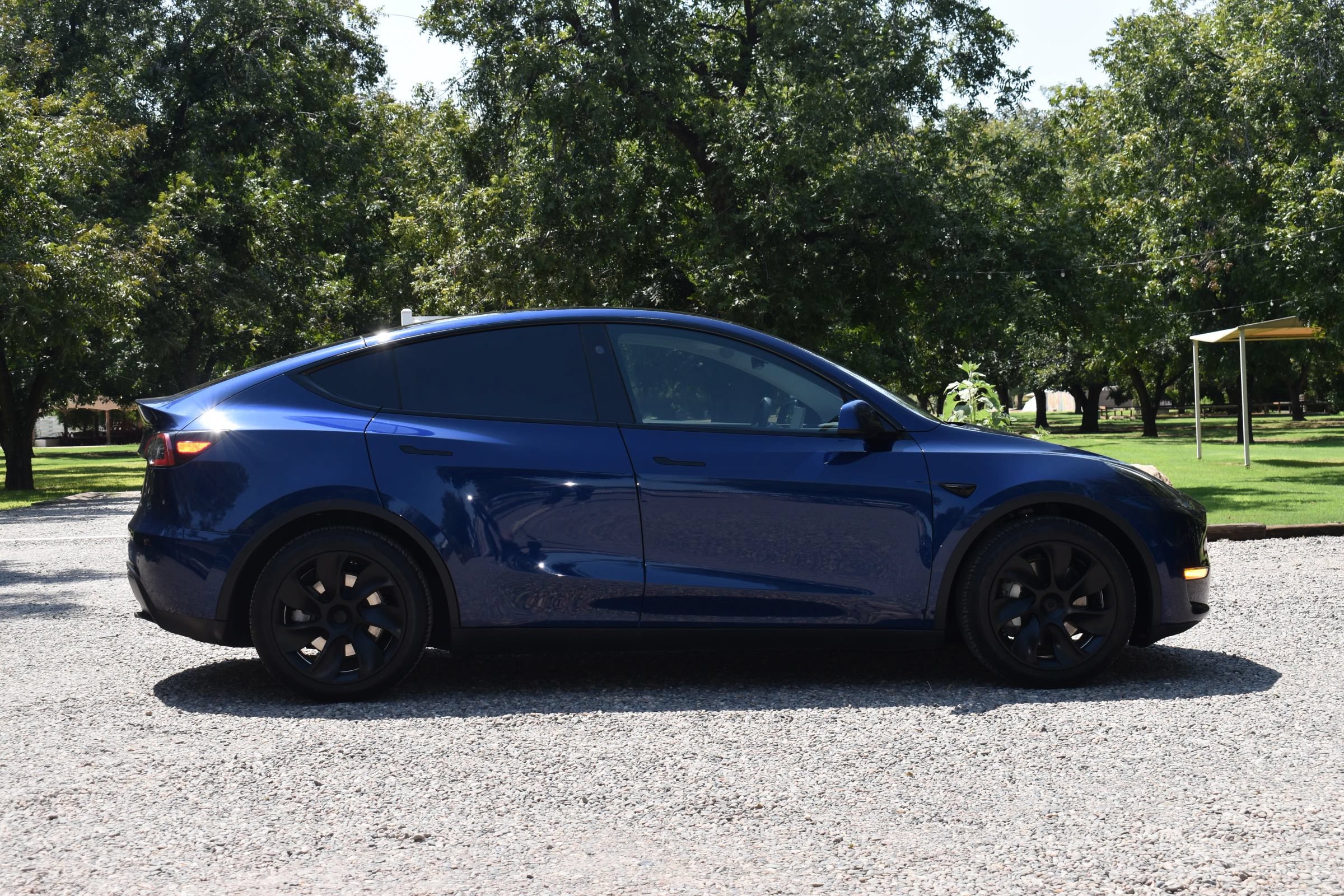 Used 2024 Tesla Model Y Long Range RWD image 5