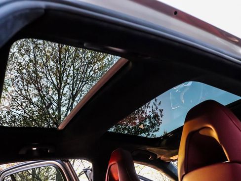 Used 2017 Porsche Panamera Turbo image 29