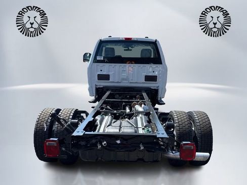 New 2026 Ford F550 4x4 Regular Cab Super Duty image 6