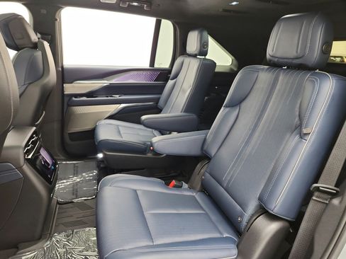 Used 2026 Cadillac Escalade IQ Luxury 2 w/ LPO, Premium Carpet Package AWD/4WD image 13
