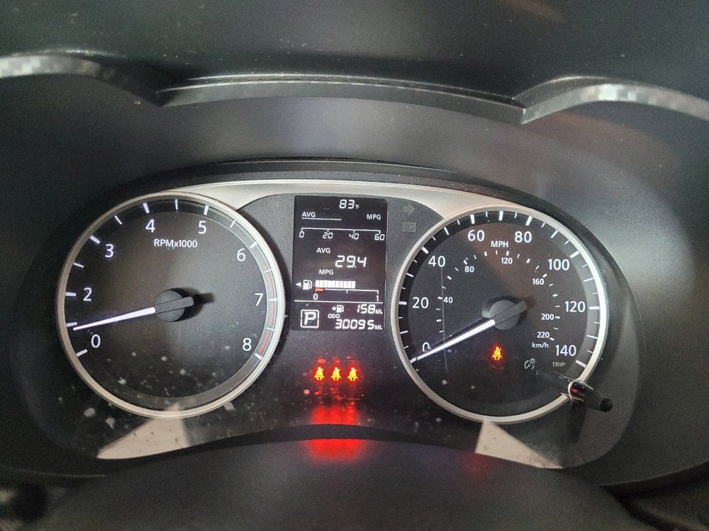 Used 2025 Nissan Versa S w/ Trunk Package FWD image 23