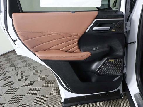 New 2026 Mitsubishi Outlander SEL AWD/4WD image 32