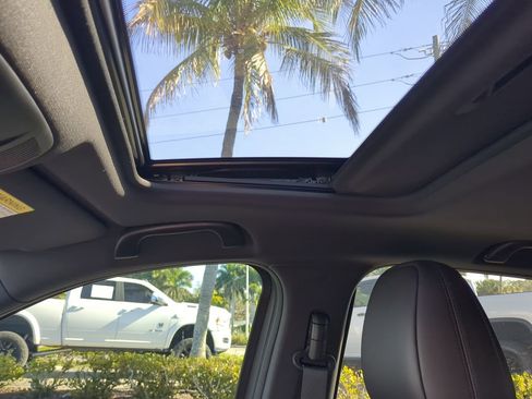 Certified 2021 MAZDA CX-5 Signature image 21