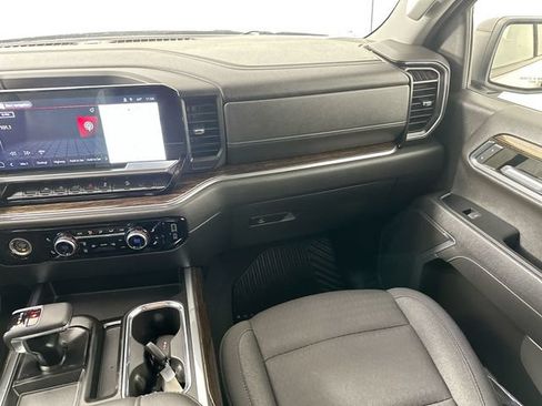 Used 2023 GMC Sierra 1500 Elevation w/ X31 Off-Road Package AWD/4WD image 26