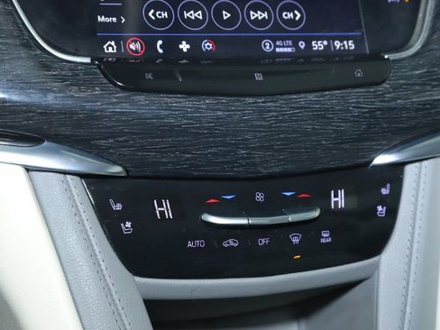 Used 2021 Cadillac XT6 Premium Luxury image 28