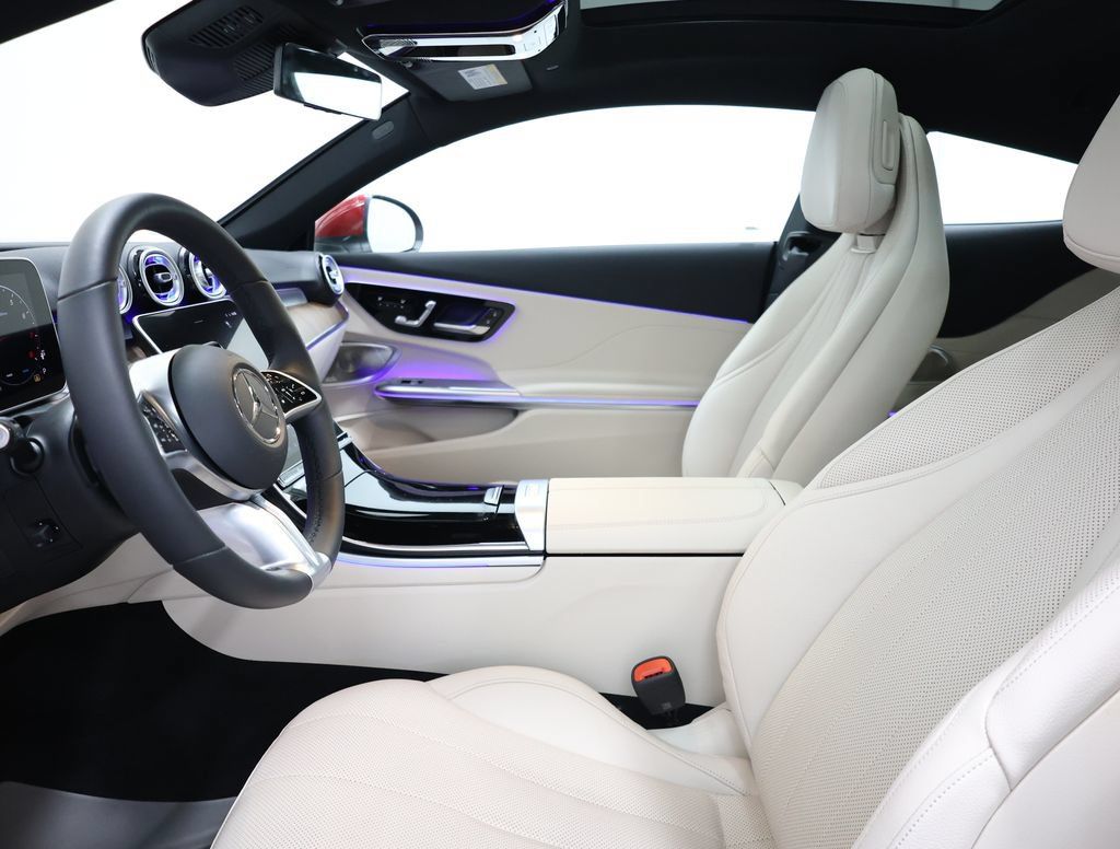 Used 2024 Mercedes-Benz CLE 300 4MATIC Coupe image 13