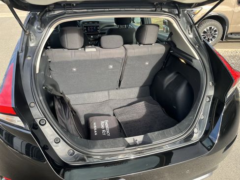 Certified 2024 Nissan Leaf SV Plus image 33