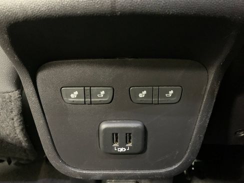 Used 2019 GMC Terrain Denali w/ LPO, 'HIT The Road' Package FWD image 23