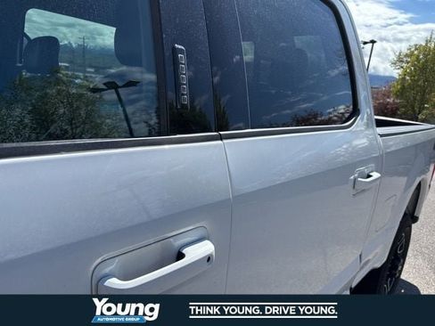 Used 2017 Ford F350 Lariat AWD/4WD image 35