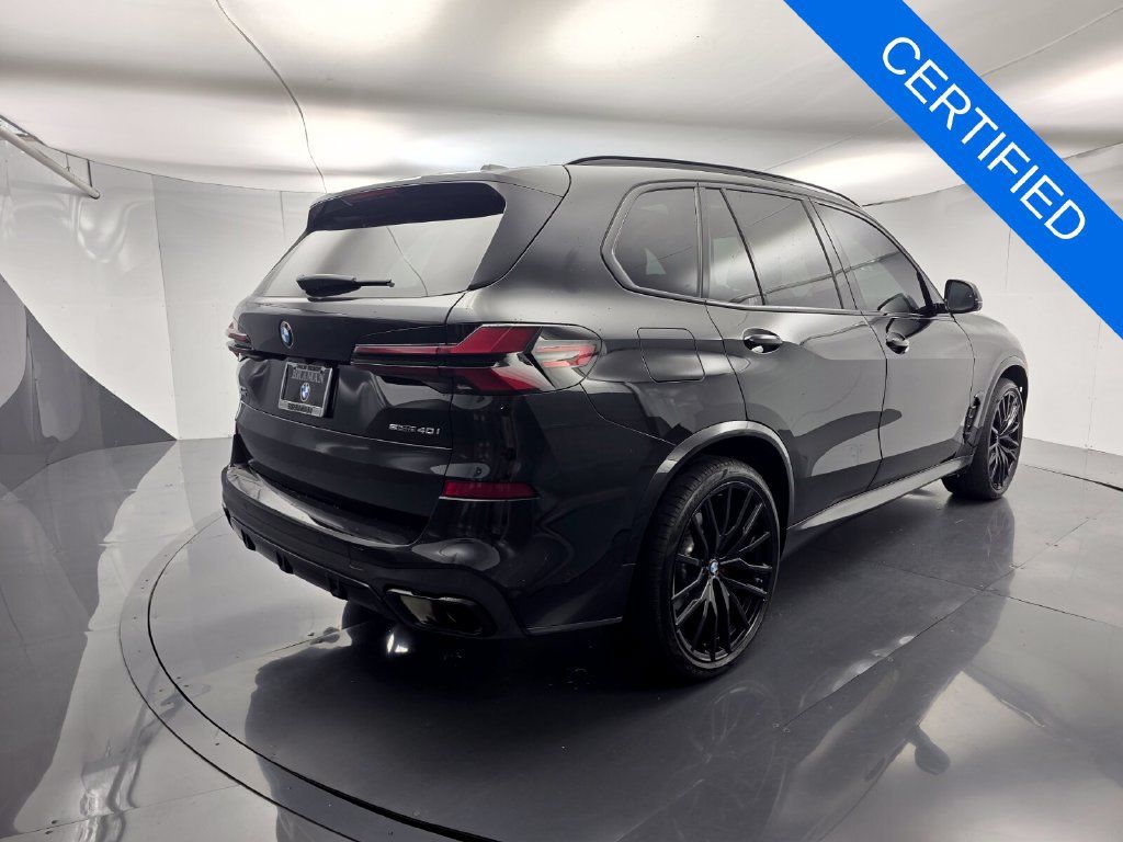 Certified 2025 BMW X5 sDrive40i w/ M Sport Package RWD image 4