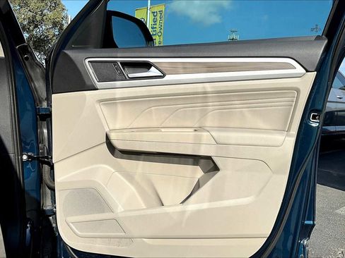 Used 2022 Volkswagen Atlas SEL image 22