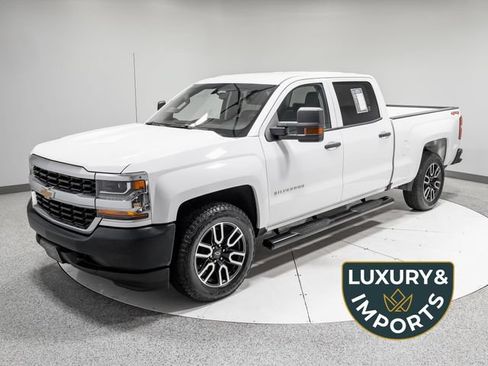 Used 2018 Chevrolet Silverado 1500 W/T w/ Trailering Package AWD/4WD image 1