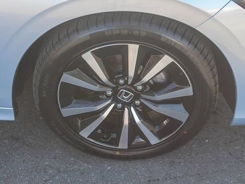 Used 2023 Honda Civic EX image 12