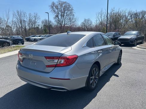 Used 2022 Honda Accord EX-L image 5