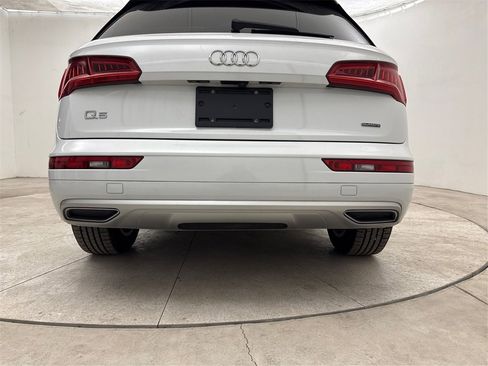 Used 2019 Audi Q5 2.0T Premium w/ Convenience Package image 21