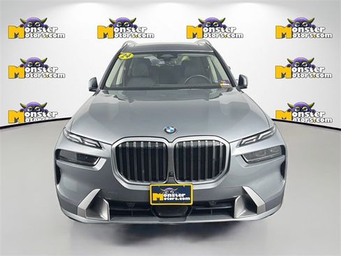Used 2024 BMW X7 xDrive40i image 2