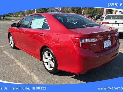 Used 2013 Toyota Camry SE image 7