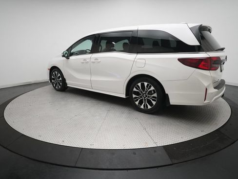 Certified 2026 Honda Odyssey Elite image 34